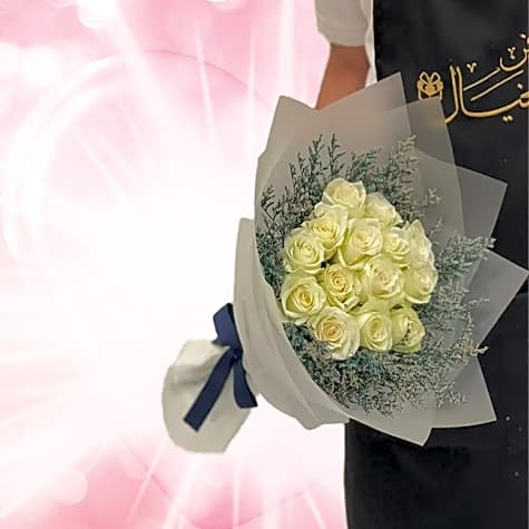A bouquet of natural roses view 1
