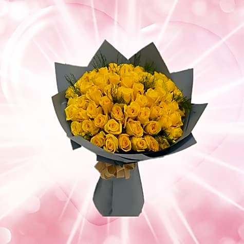 Bouquet of yellow roses view 1
