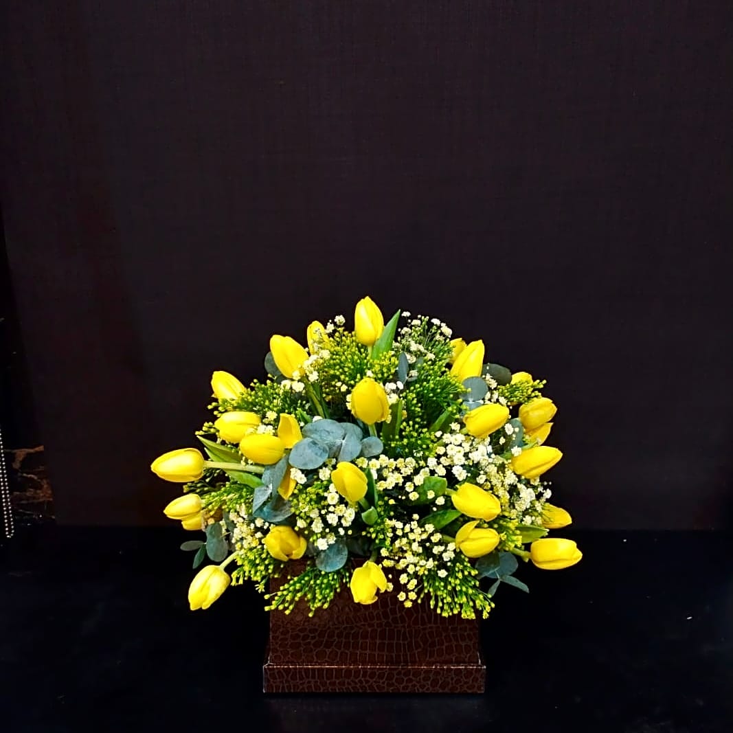 Tulips Yellow view 1