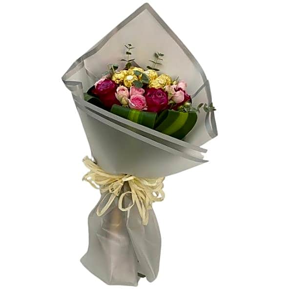 Mix rose bouquet 2 view 1
