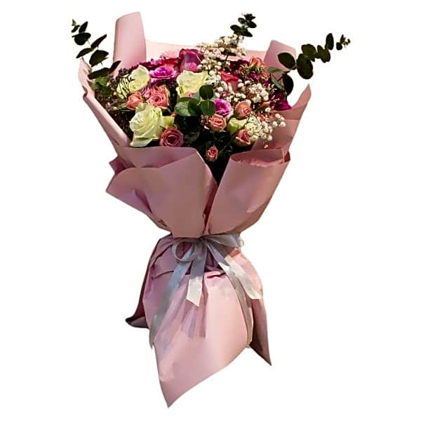 ROMANTIC VALENTINE’S DAY BOUQUET view 1