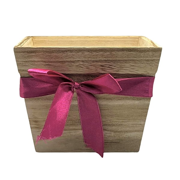 Rose basket with rose ribbon view 1