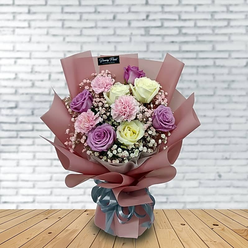 HM0004 Rose & Carnation Hand Bouquet view 1