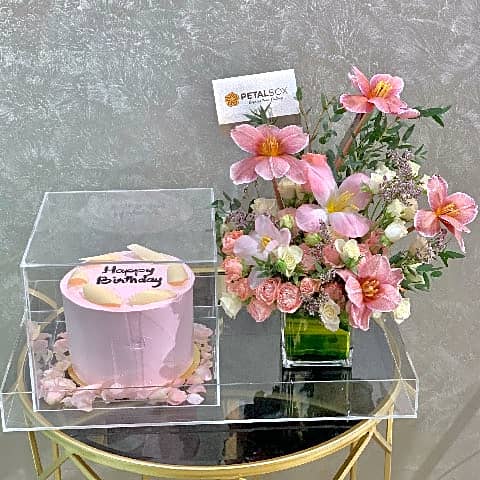 Flower and Cake Gala view 1