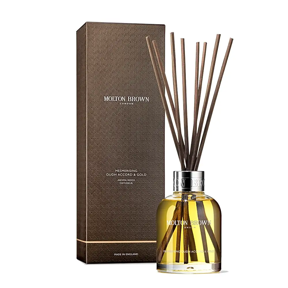 Mesmerising Oudh Accord & Gold Aroma Reeds بحجم ١٥٠ مل view 1