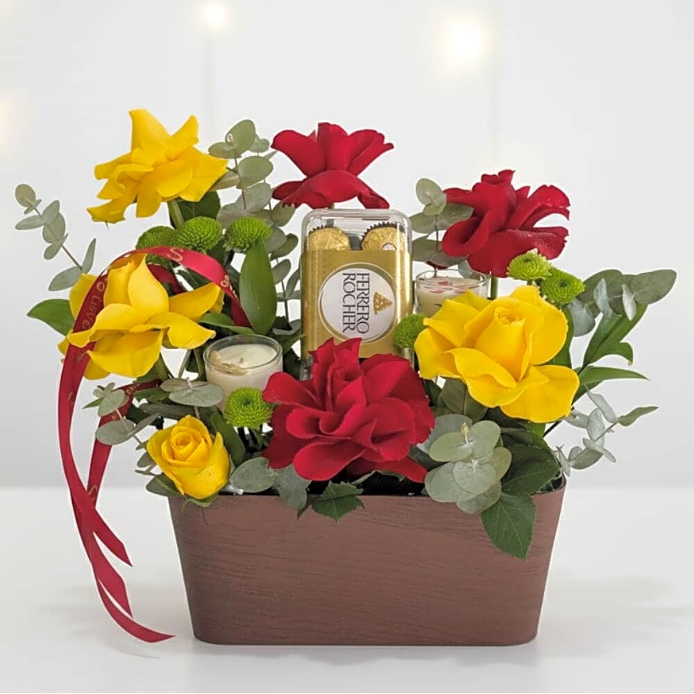 Diwali Glow Gift Hamper view 1