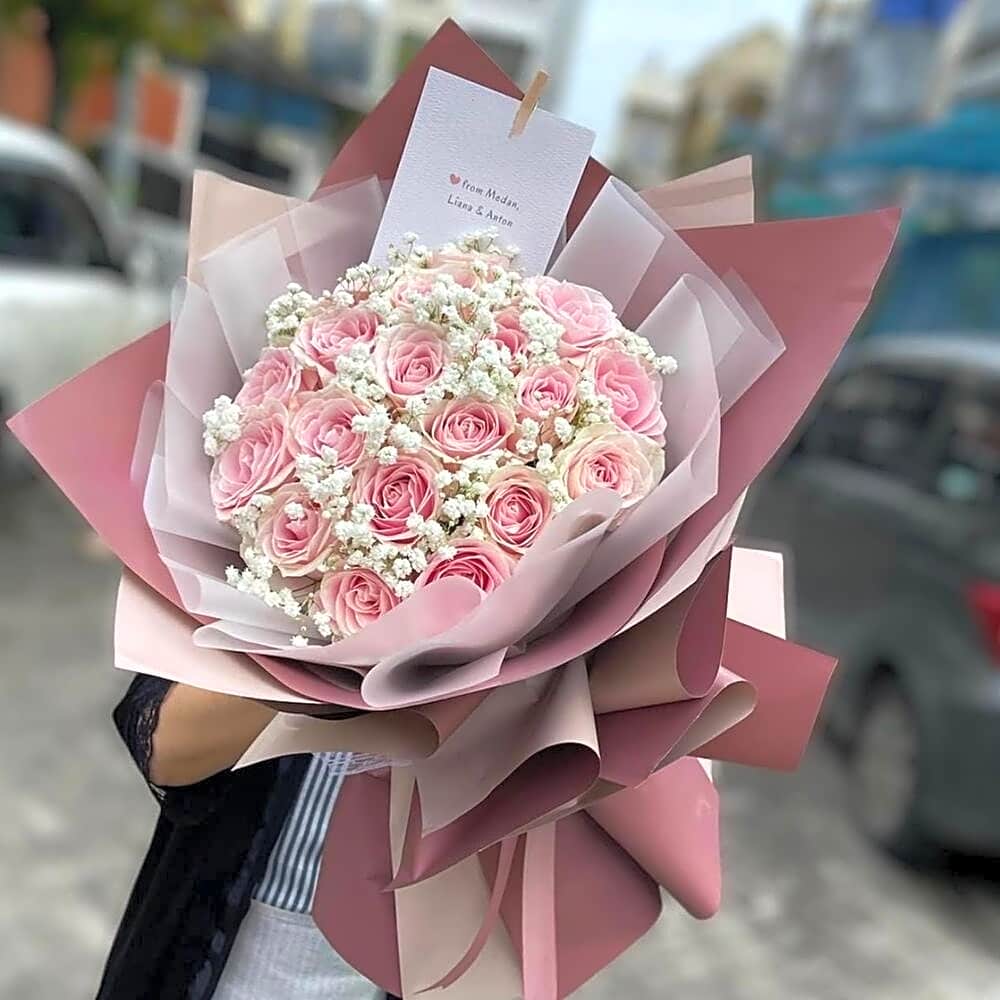 Floral elegance bouquet view 1