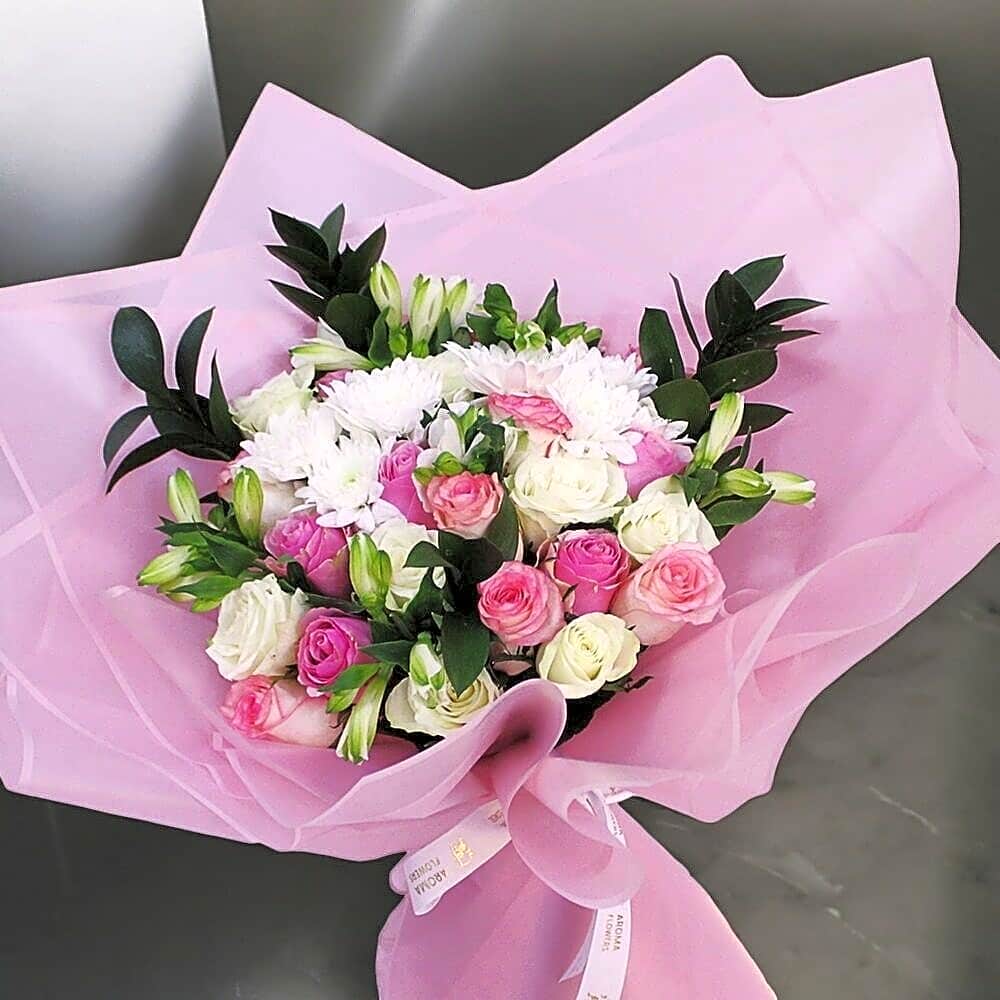 Rose bouquet max 3 view 1