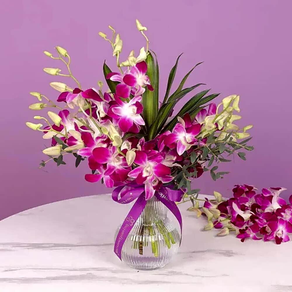 Golden Glow Vase view 1