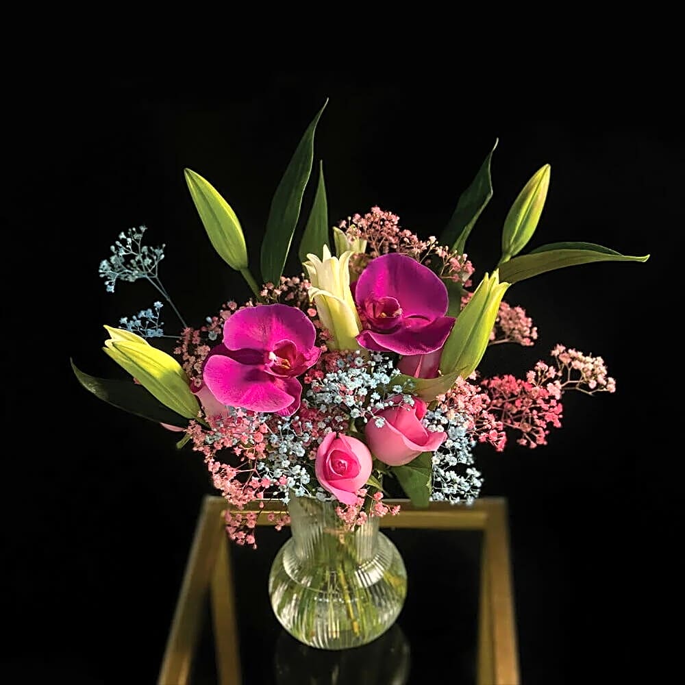 Vase of light flowers view 1