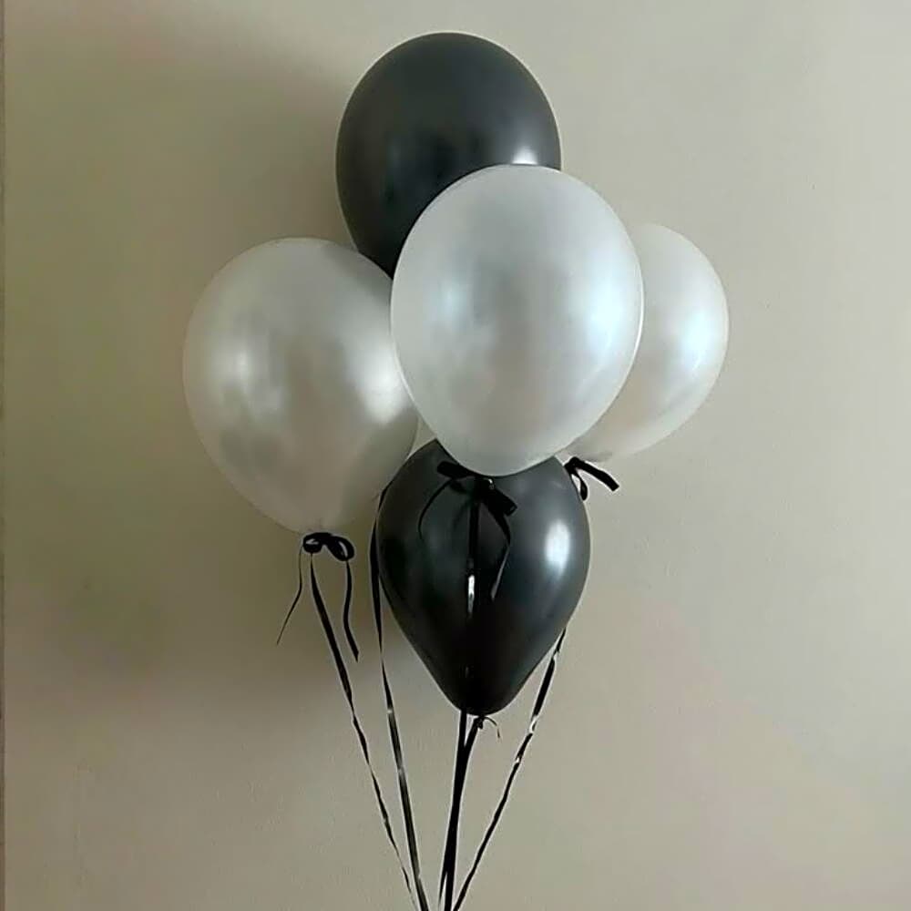 5 Black White Elegance Balloon Set view 1