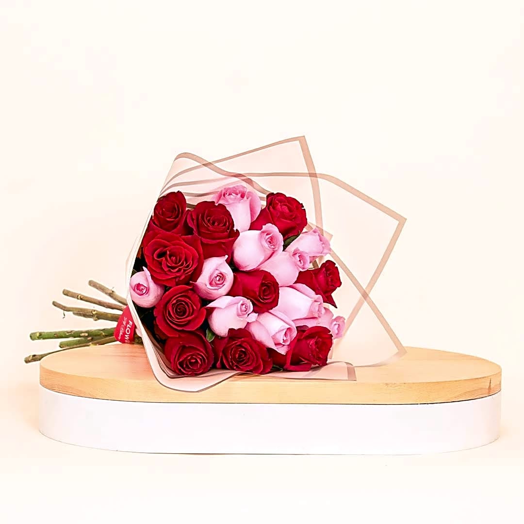 Flowrista | Red & Pink Roses Bouquet view 1