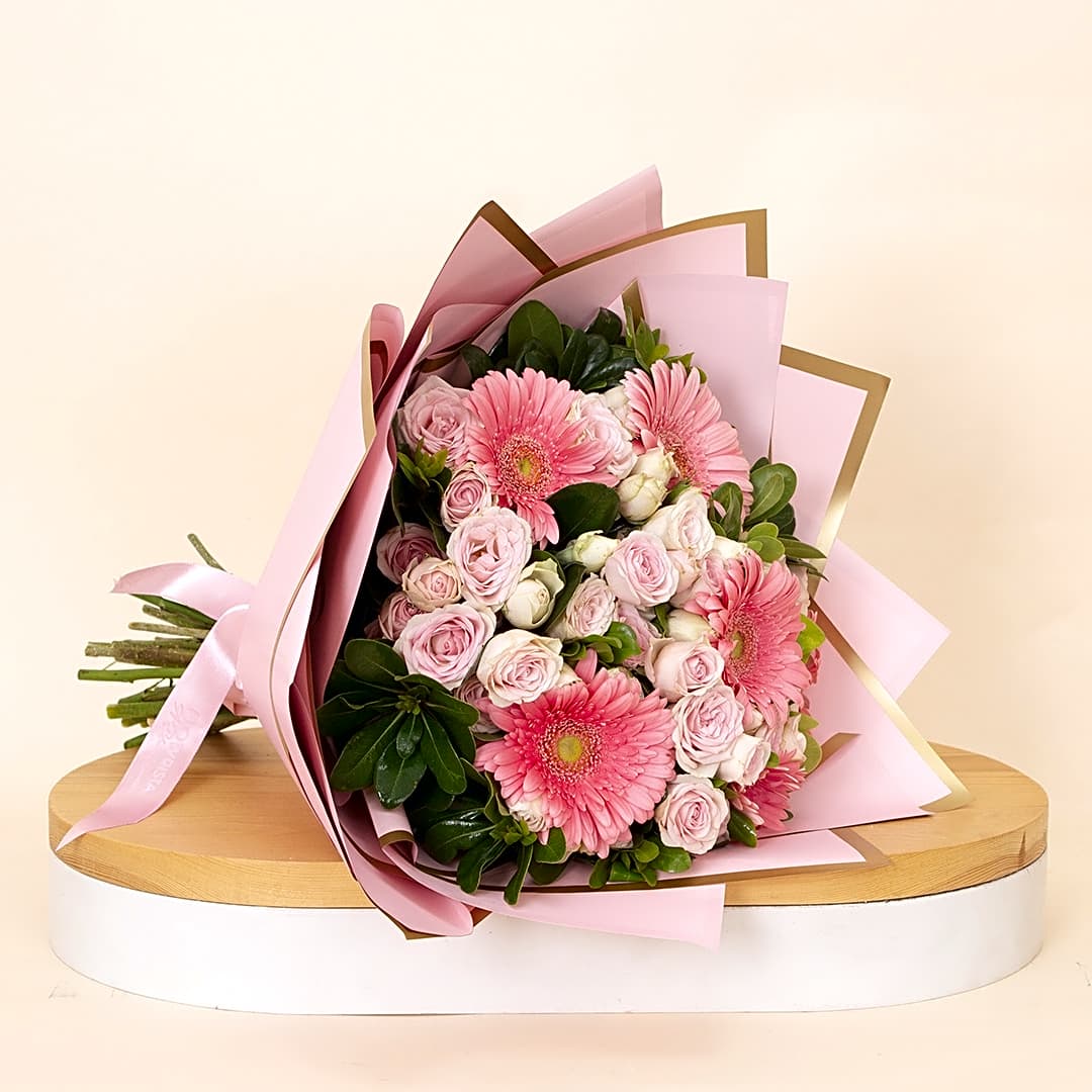 Flowrista | Gerbera & Baby Rose Bouquet view 1