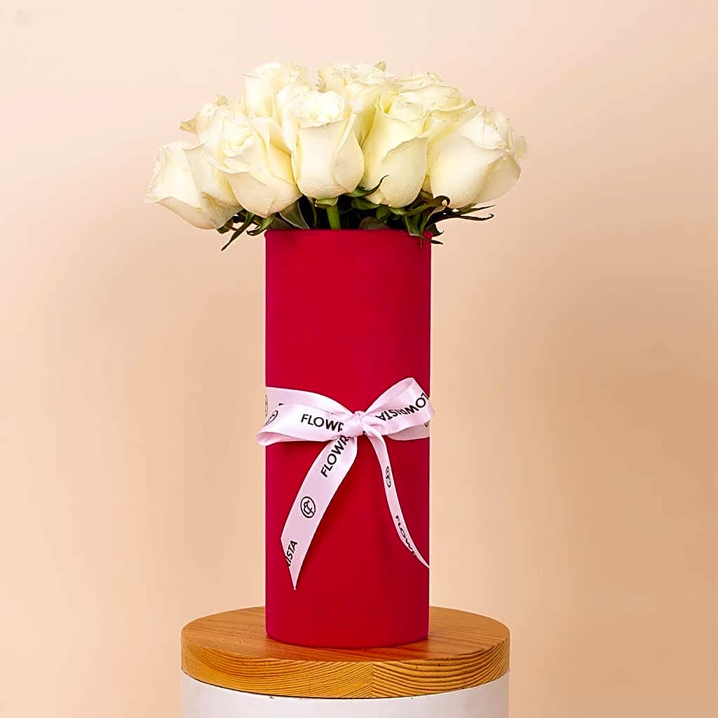 White Whisper Vase - 20 Stems view 1