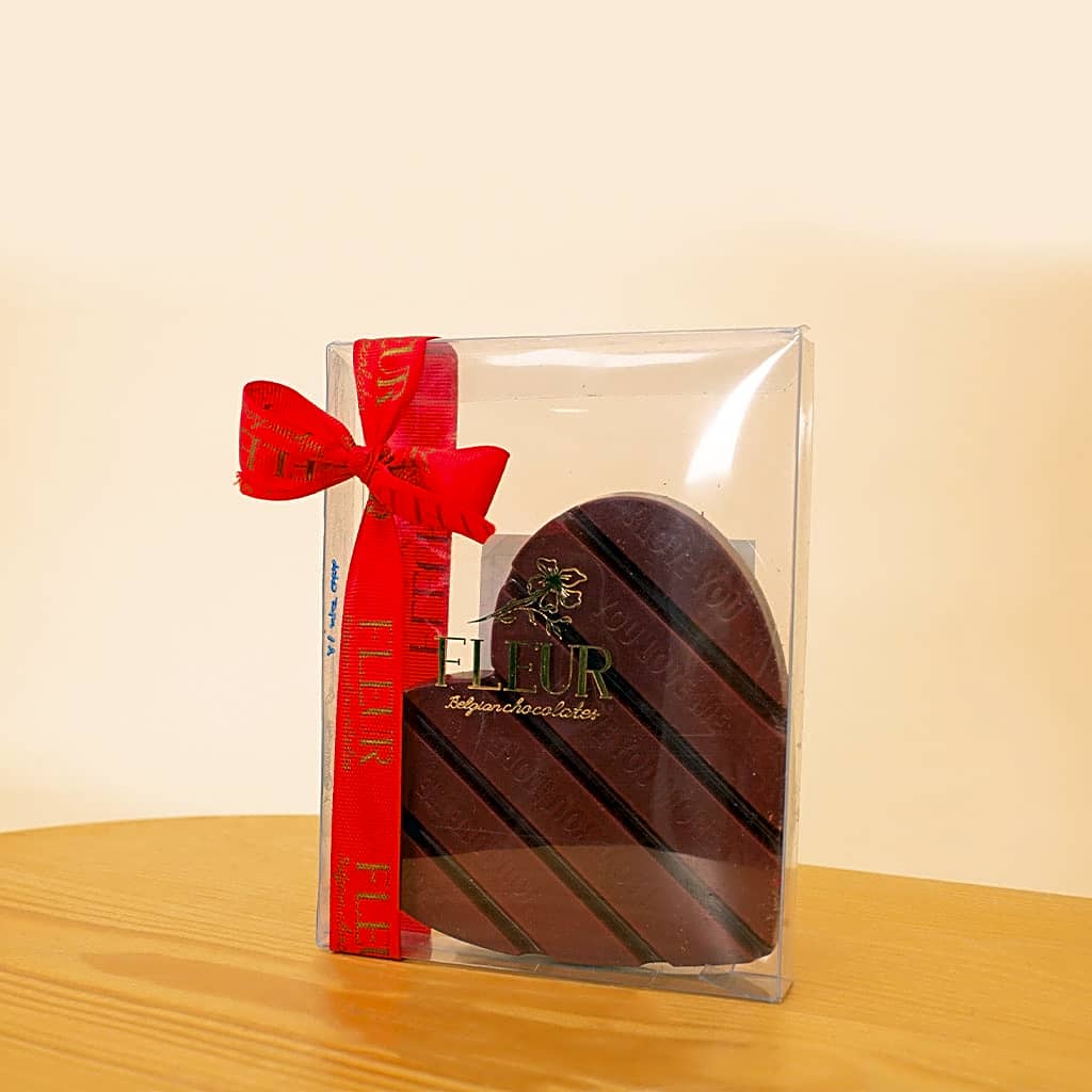 Fleur Heart Choclate view 1