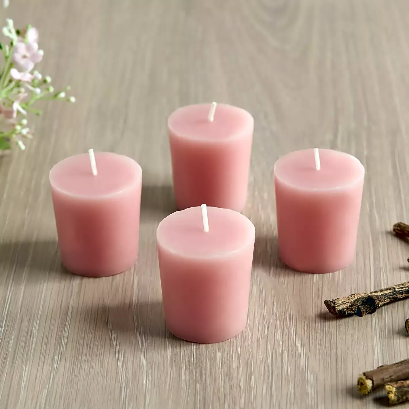 scented candle view 1