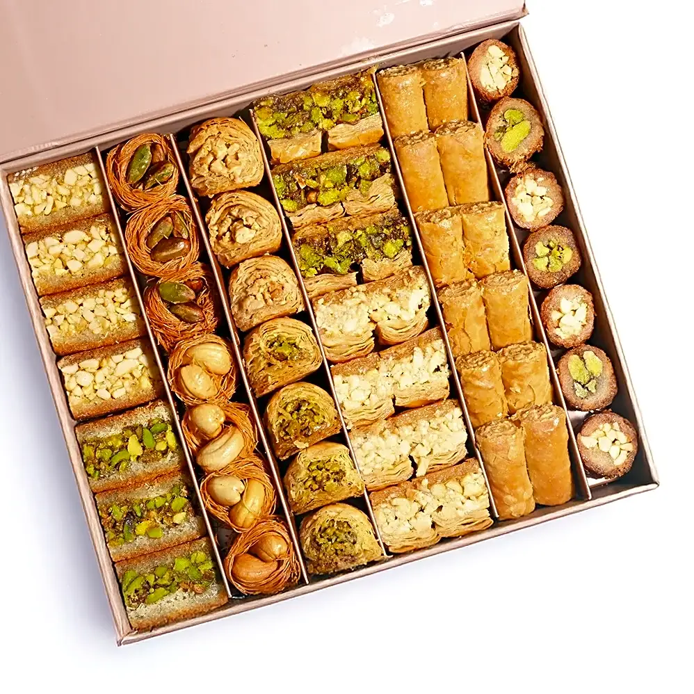 WG BAKLAWA MAGNET GIFT BOX MED view 1