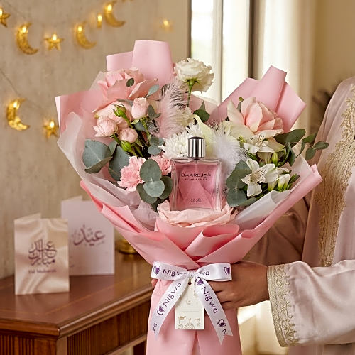 The "Daarej Pink" Arrangement view 1