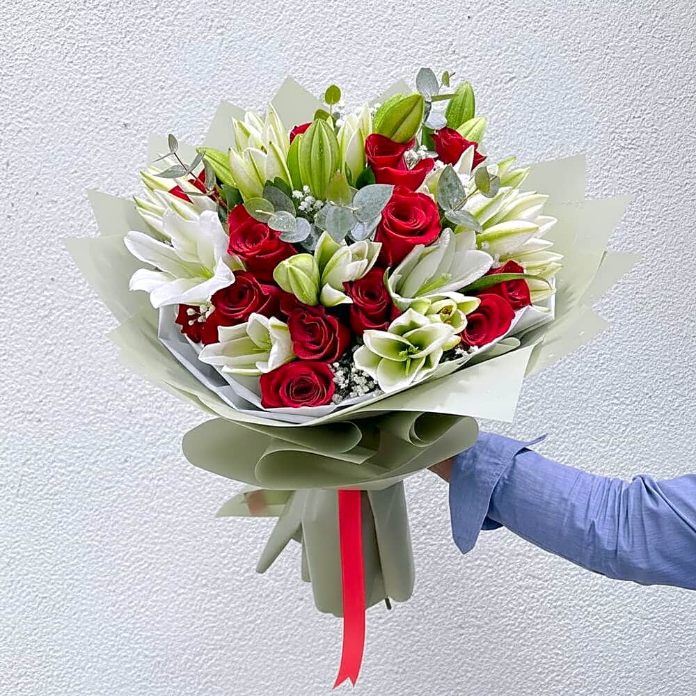 SYMPATHY COMFORT BOUQUET view 1