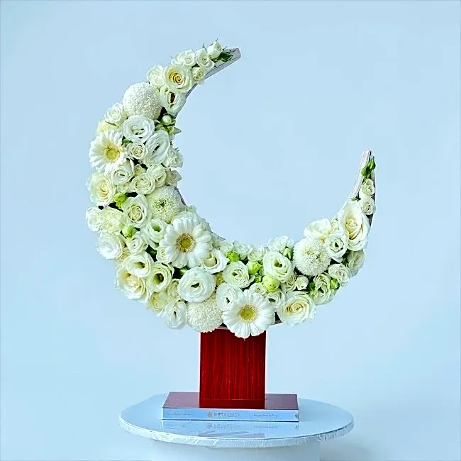 Crescent Moon White Flowers view 1