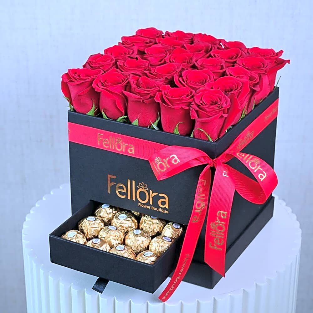 Red Rose And Ferrero Chocolate Box-3802 view 1