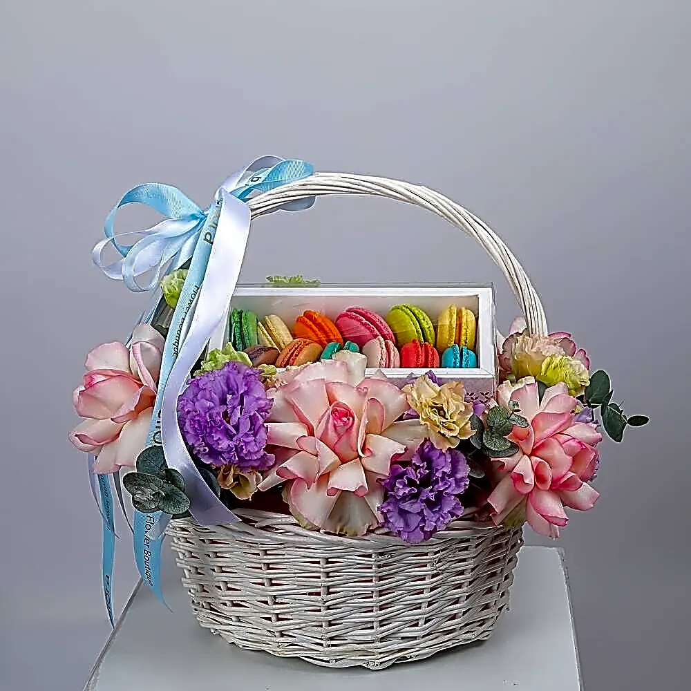 Sweet Macaron Bloom Flower Basket 7285