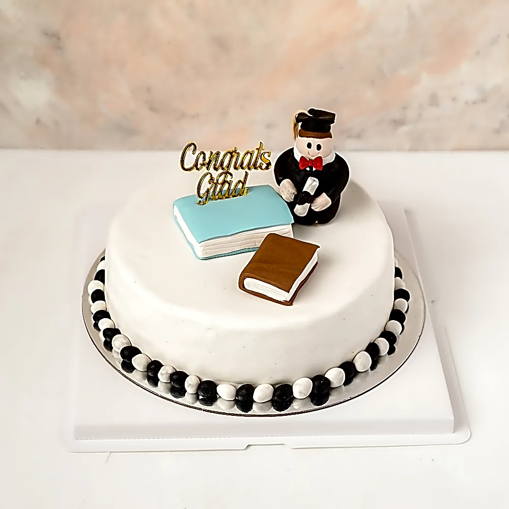 1 Kg Graduation Cake by NJD