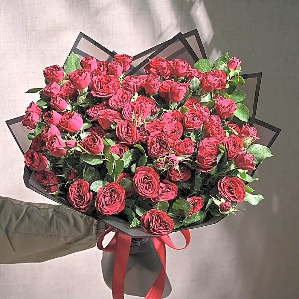 9 Red Spray Roses Bouquet 6566