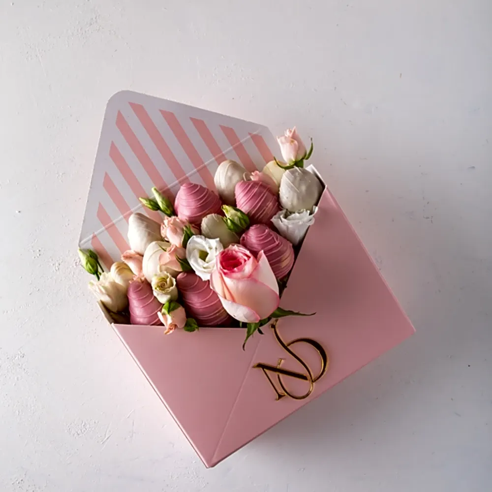 Roses and Strawberry