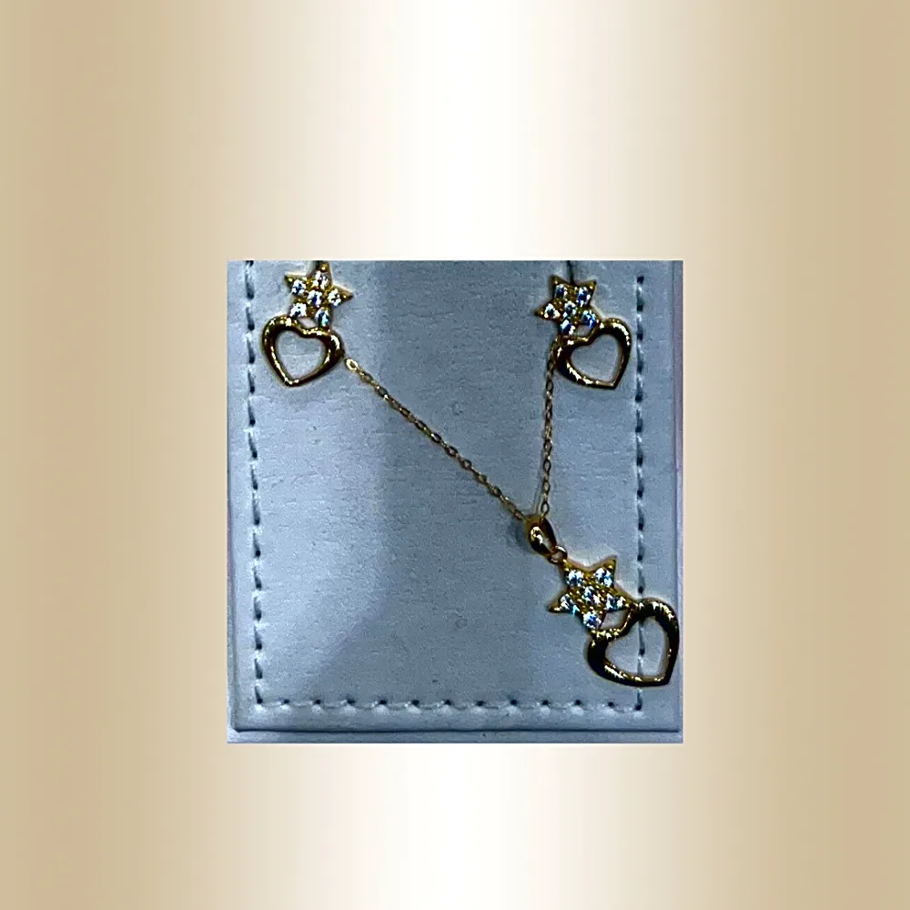 Chain with a pendant in the shape of a love heart 3