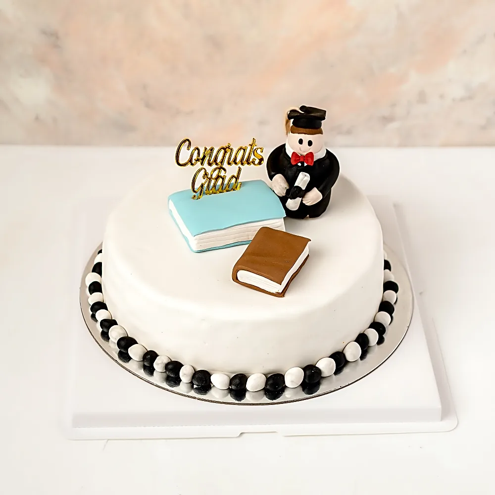 1 Kg Graduation Cake by NJD