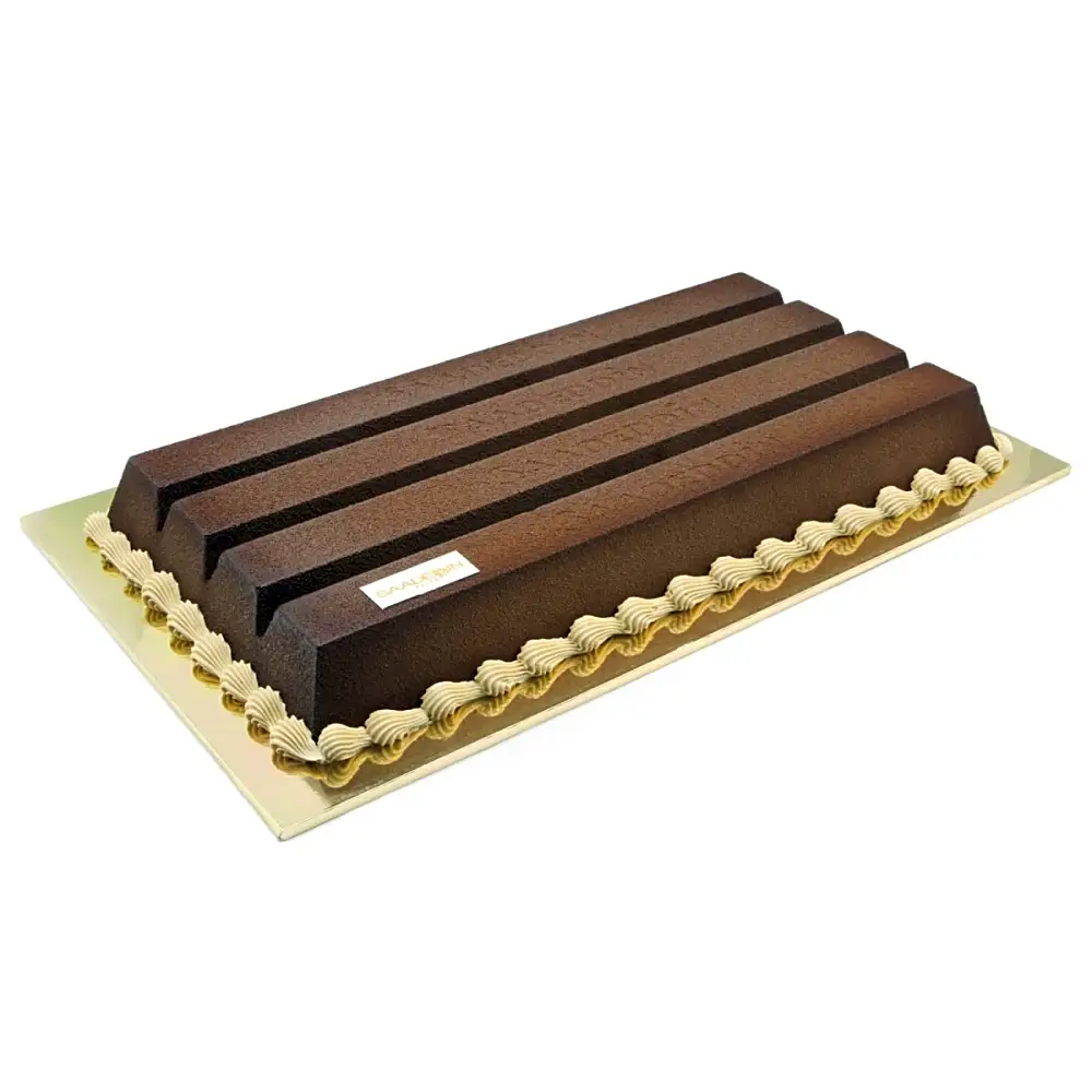 Kitkat cake