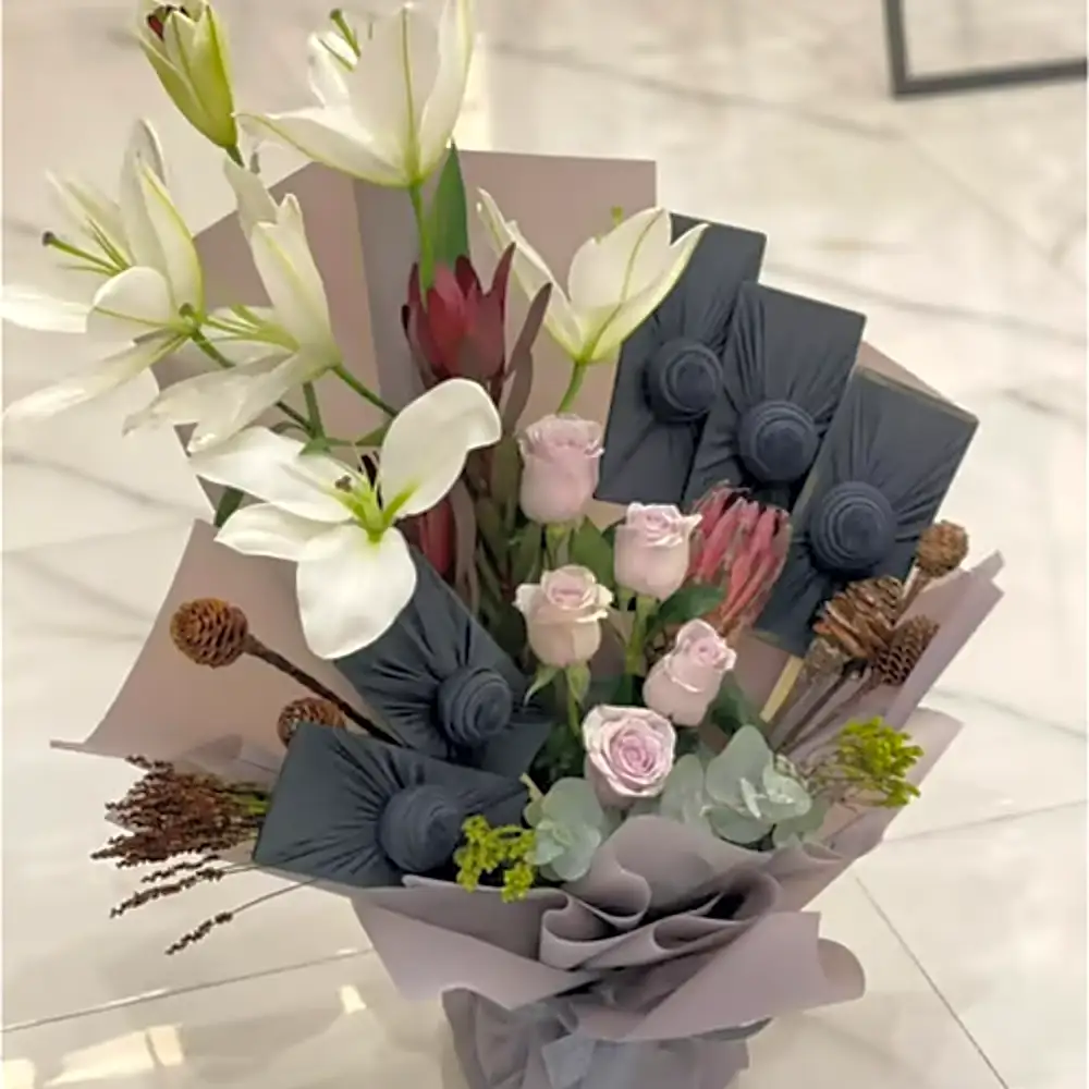 Bouquet of natural roses