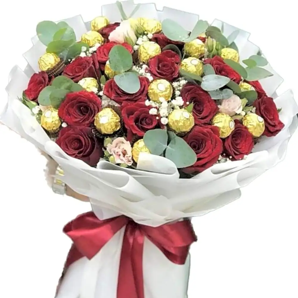 Red roses bouquet with chocolate beads N
