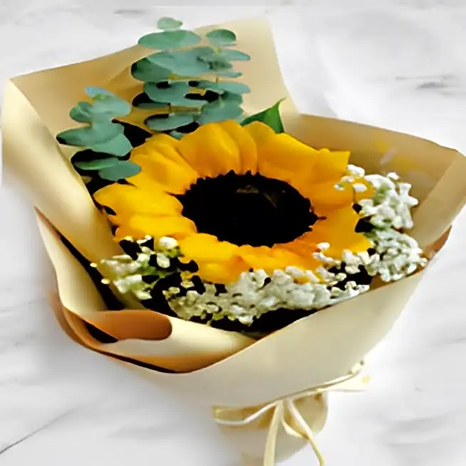 Sunflower roses with decoration.