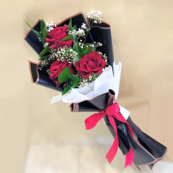 Red rose bouquet with gypsum. 3.