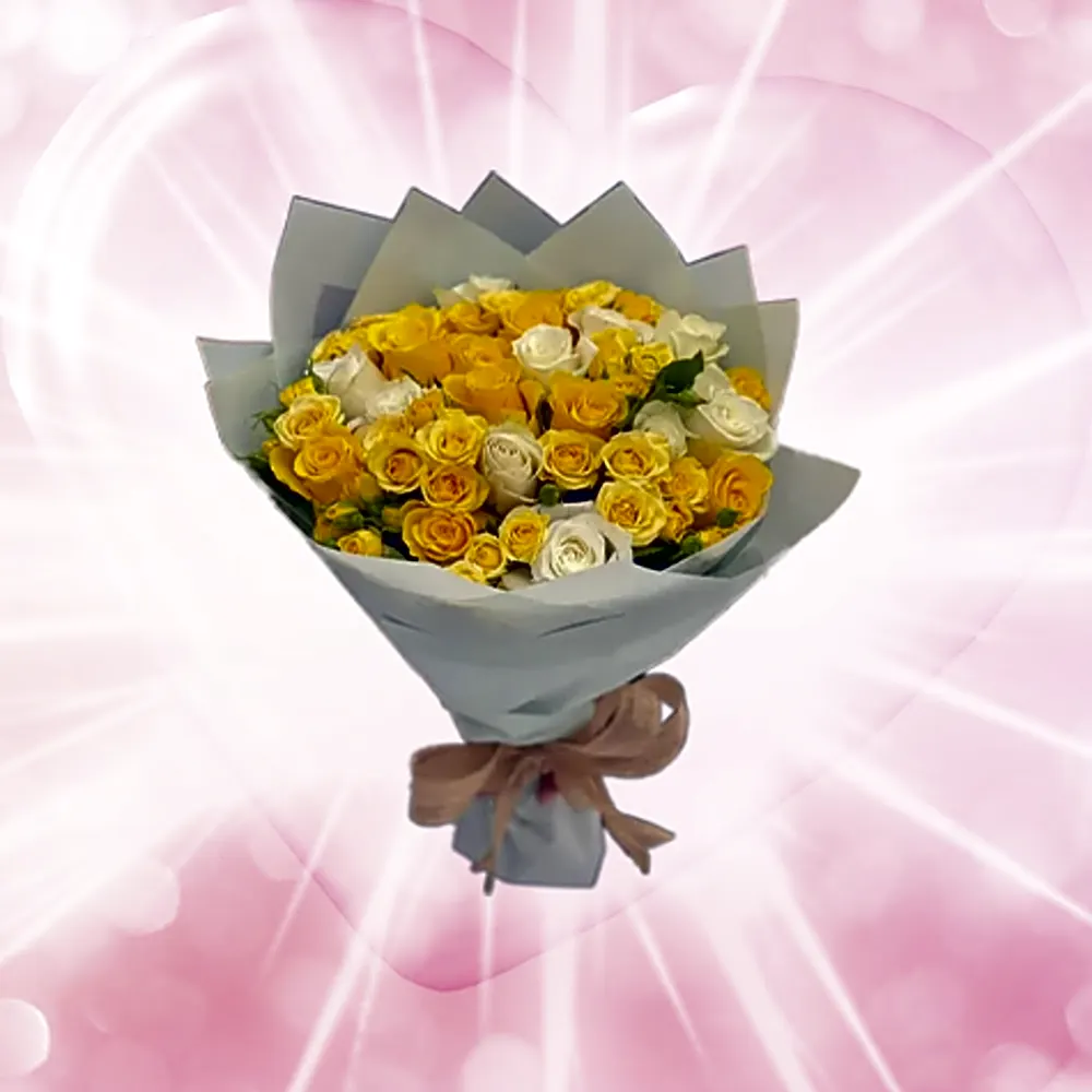 A mixed bouquet of damask roses and baby roses