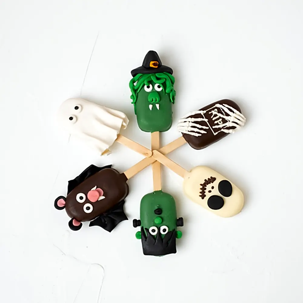 Assorted Halloween Cakesicles by NJD