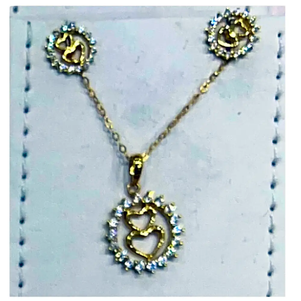 Chain with a pendant in the shape of a love heart 5