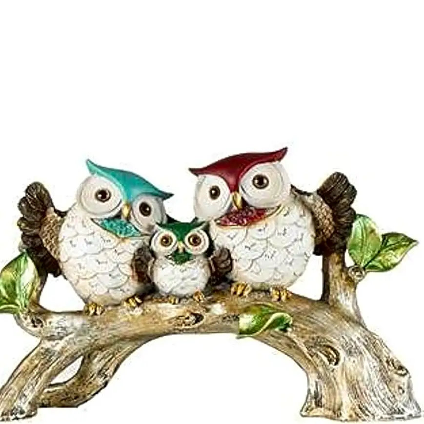 Family owl decorative statue
