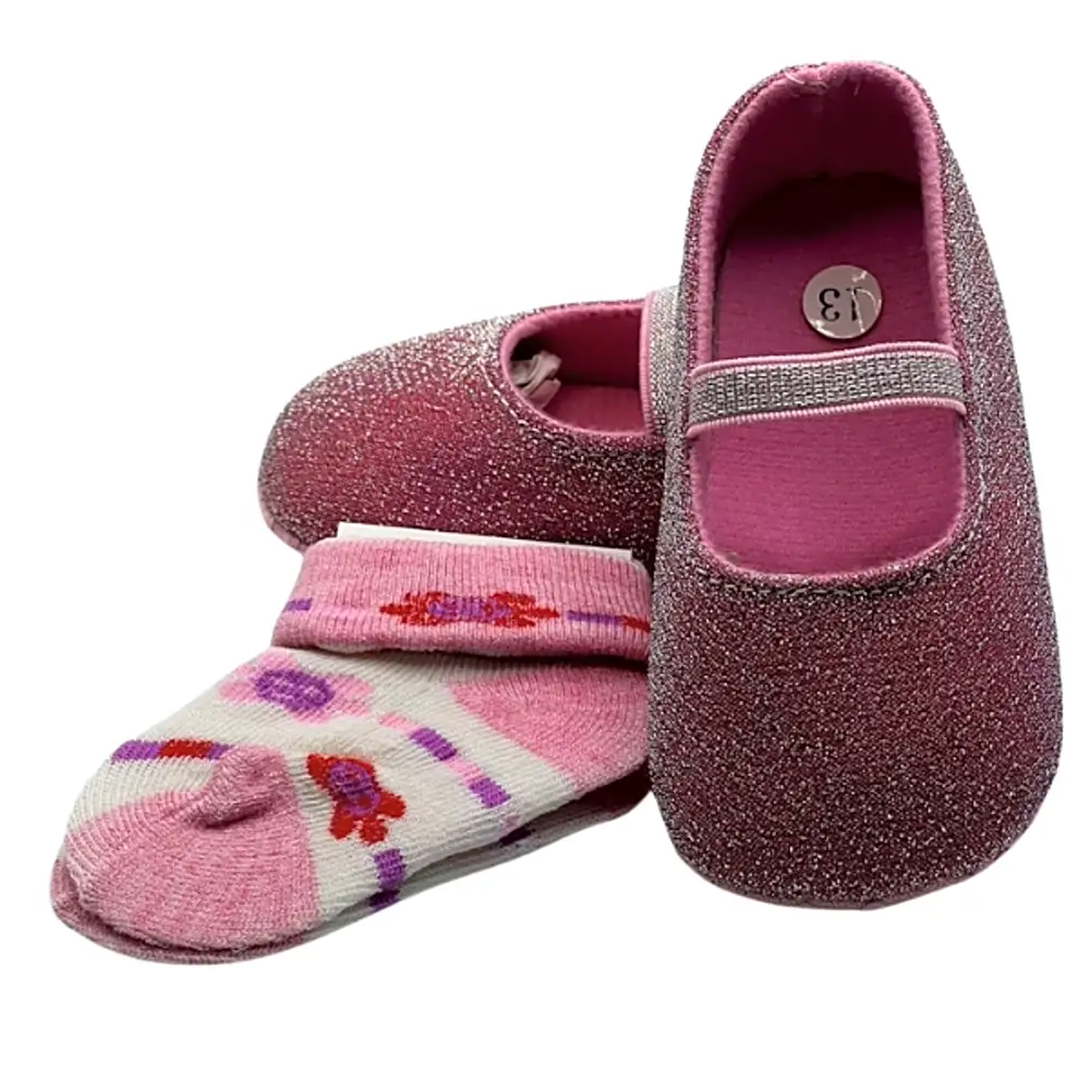 Children's shoes with pantyhose 2