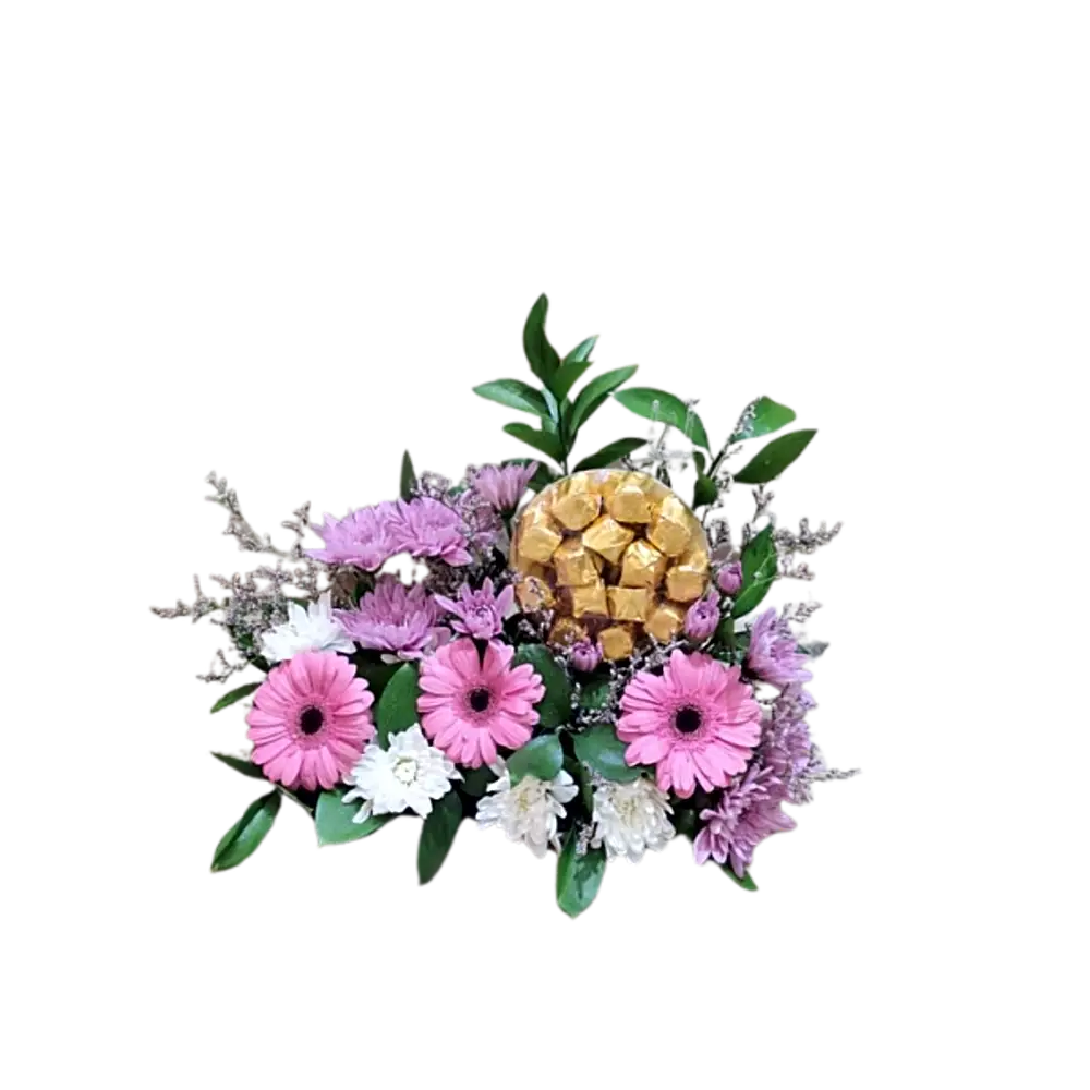 Bouquet of roses with chocolate