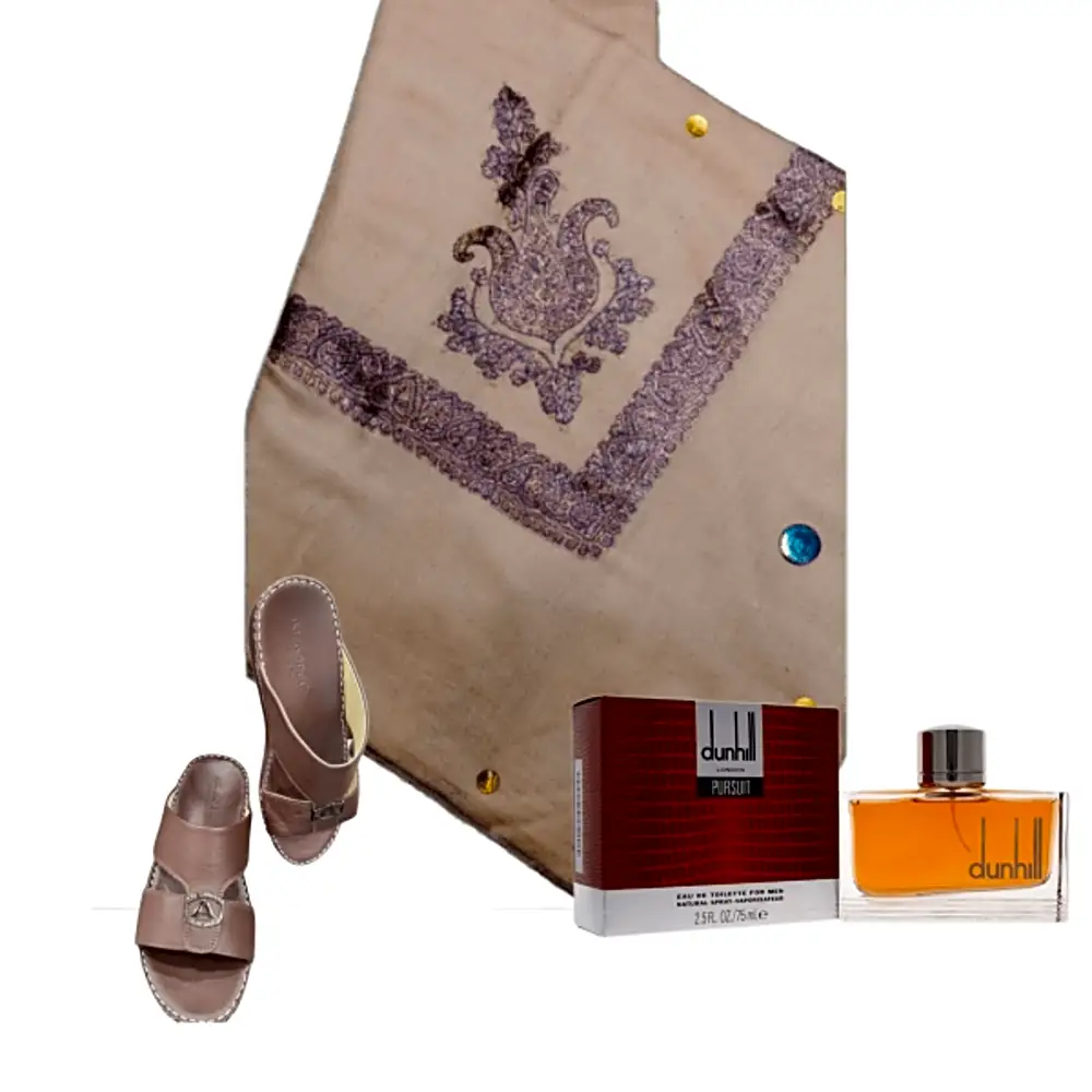 special gifts for him sandals with ghuatra 3