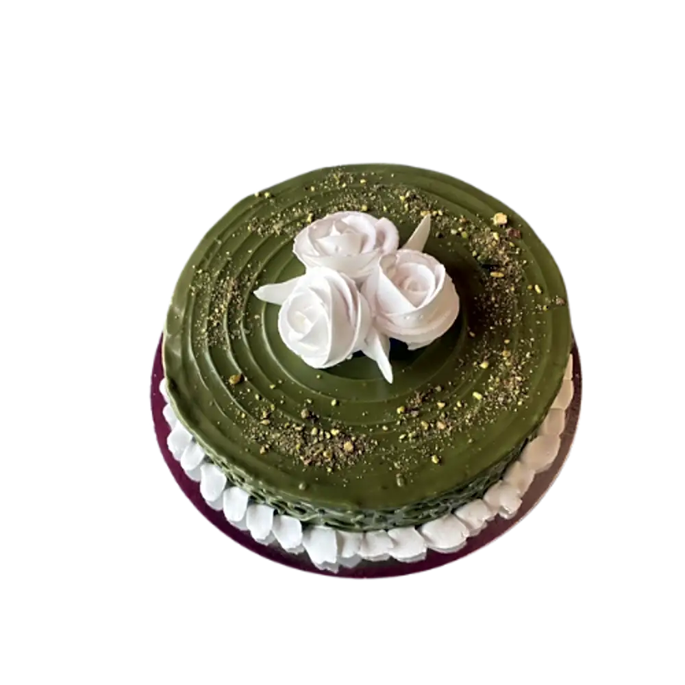 Cakes with pistachio cream and decorated with flowers
