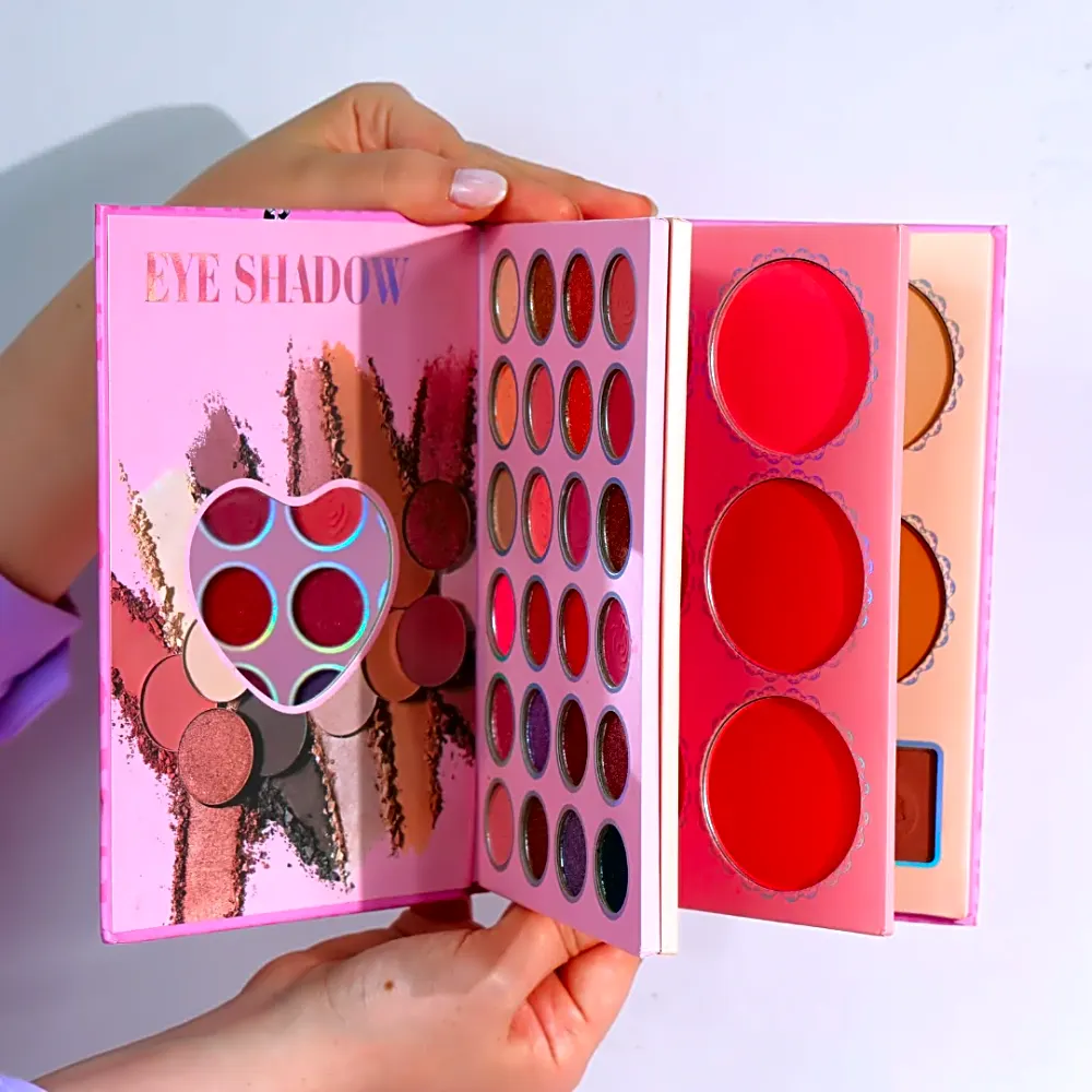 4 in 1 Makeup book - 4 pages