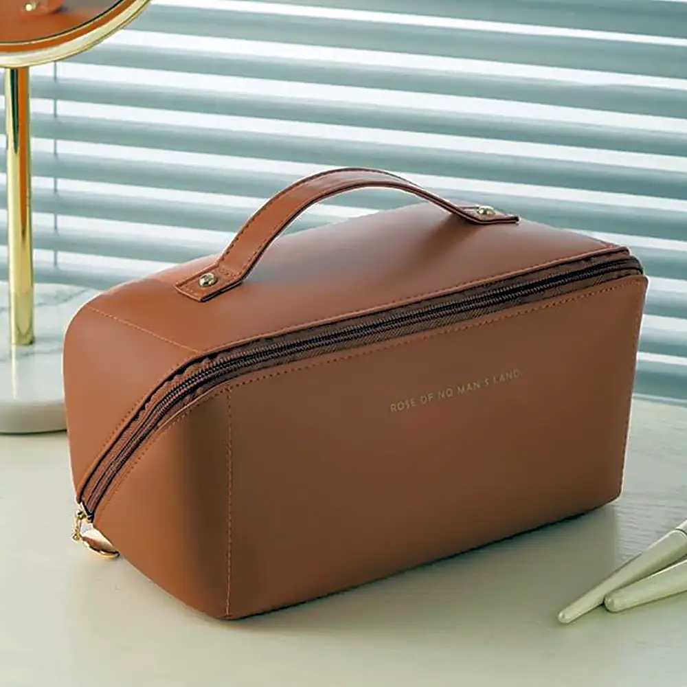 Leather makeup bag 1
