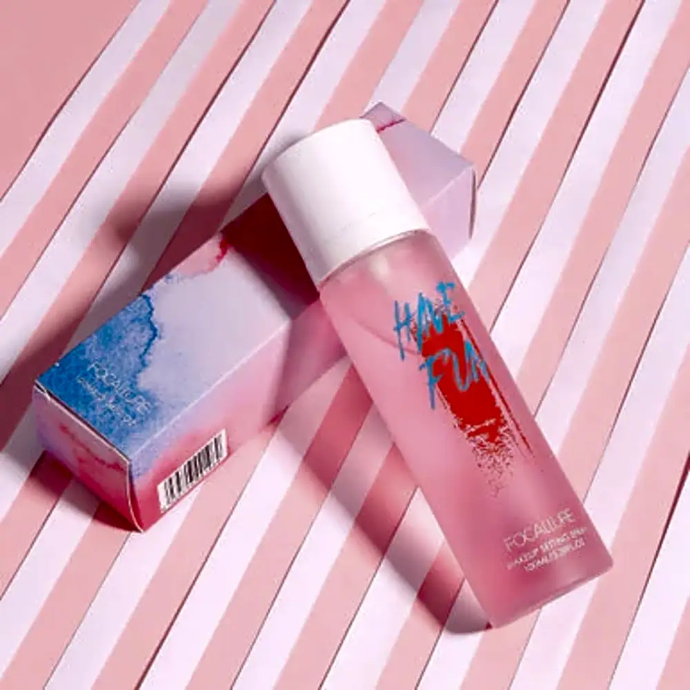 Long lasting makeup setting spray