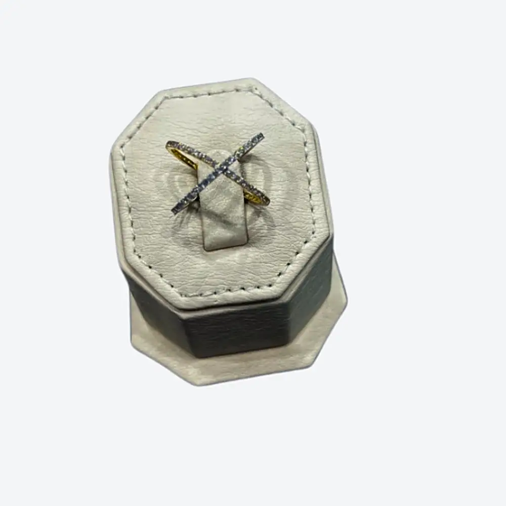 Gorgeous gold ring 4