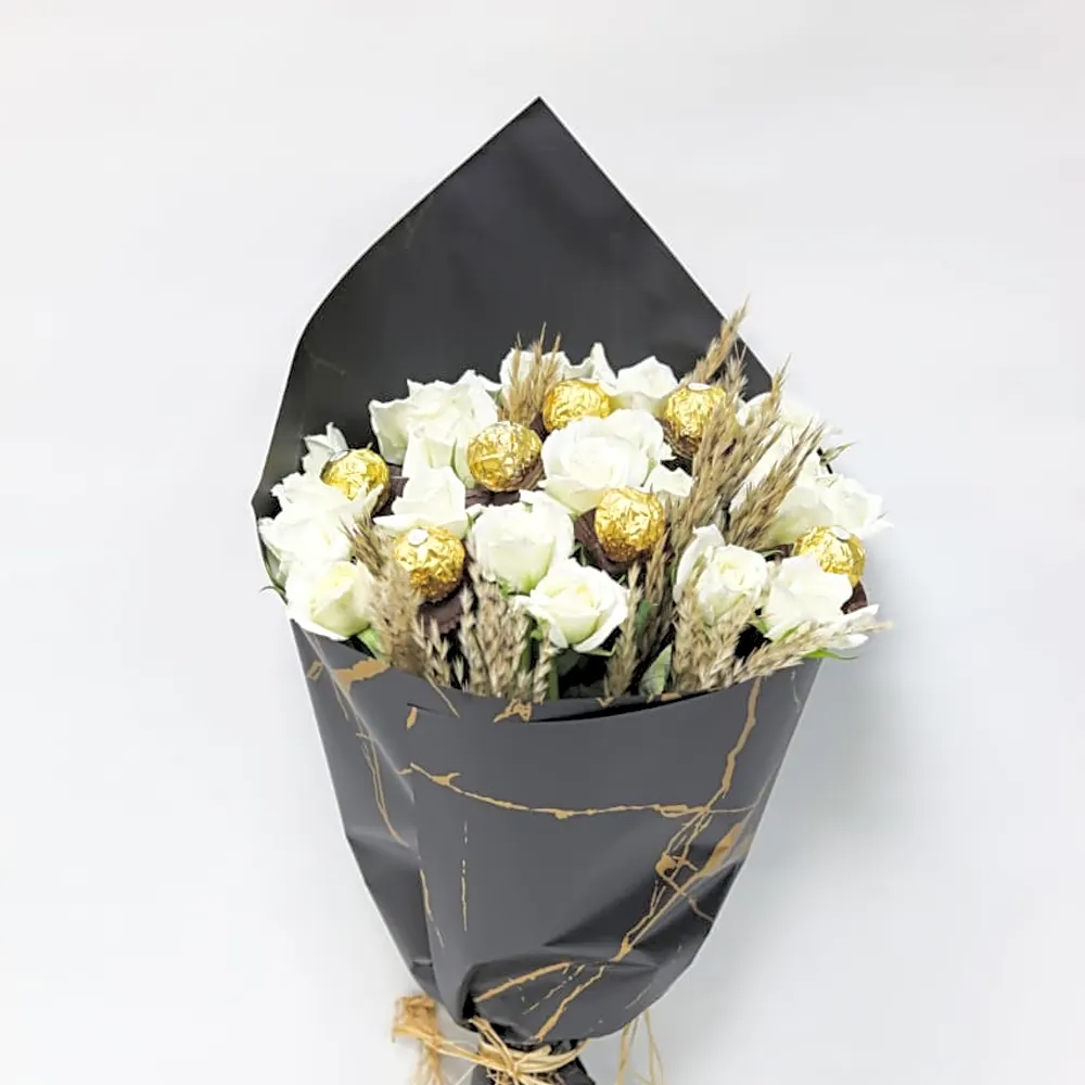 Bouquet with white flowers !