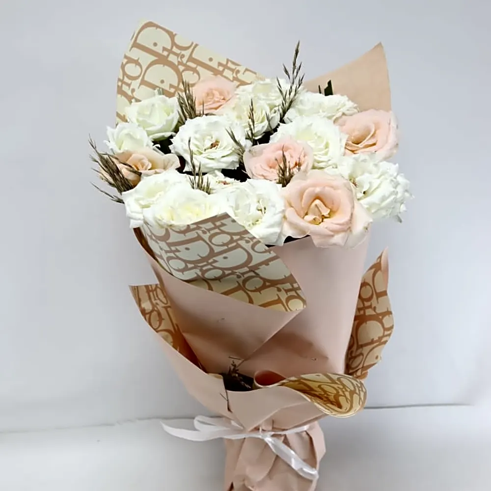 awsome white roses